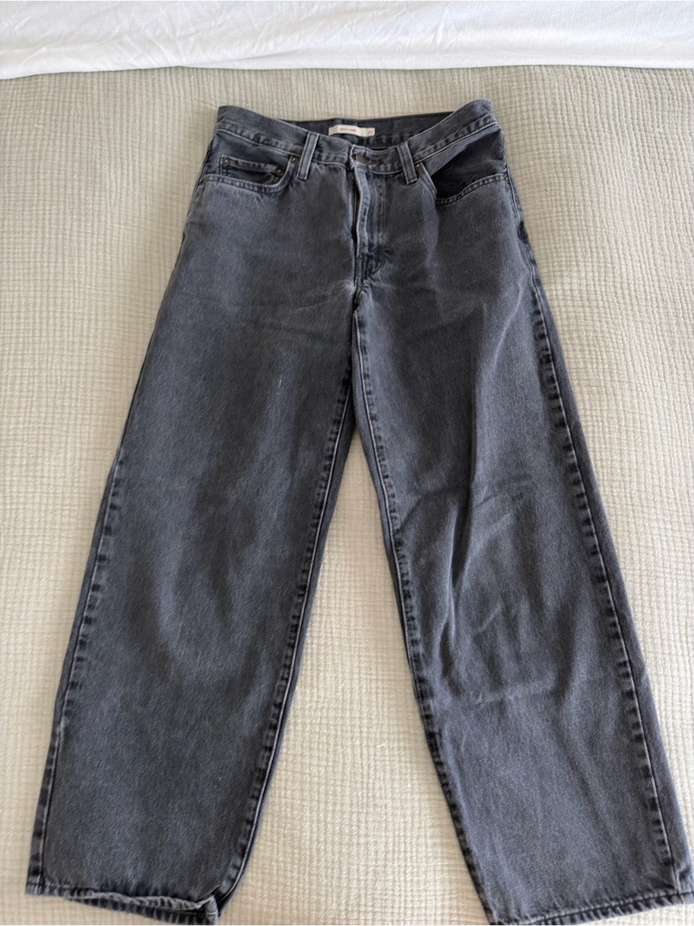 Levi’s baggy dad jean